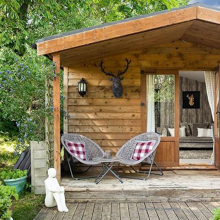 הוילה The Log Cabin With Private Hot Tub, באת' מראה חיצוני תמונה