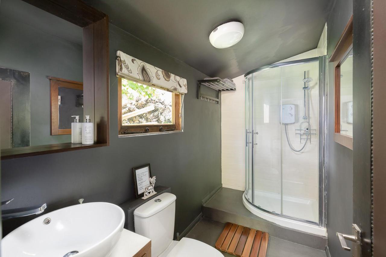 הוילה The Log Cabin With Private Hot Tub, באת' מראה חיצוני תמונה